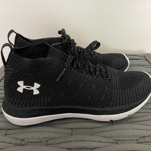Womens under armour charged slingflex 7.5